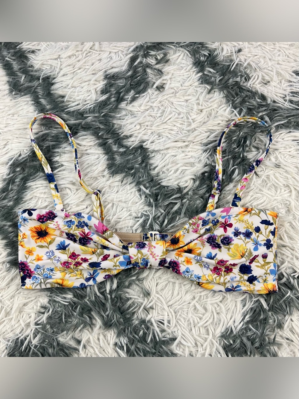 Old Navy Women’s Multi-color Floral Bikini Top Size Large
